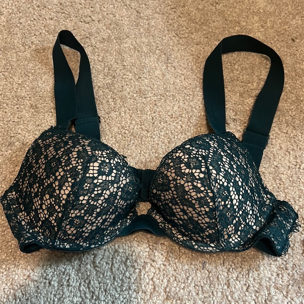Victoria’s Secret very sexy push-up lace